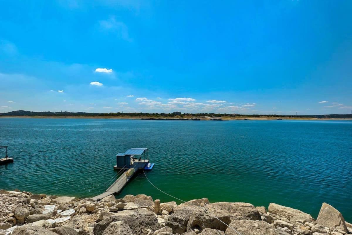 Atlantis On Lake Travis Pool Hot Tub Dock Villa Leander Luaran gambar